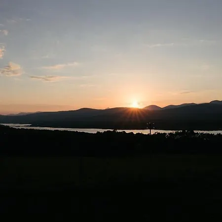 Oaklane Glamping Alpesi faház